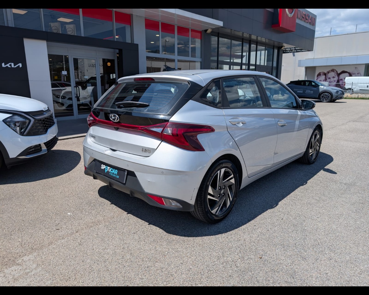 Foto HYUNDAI i20 1.2 Connectline Gpl