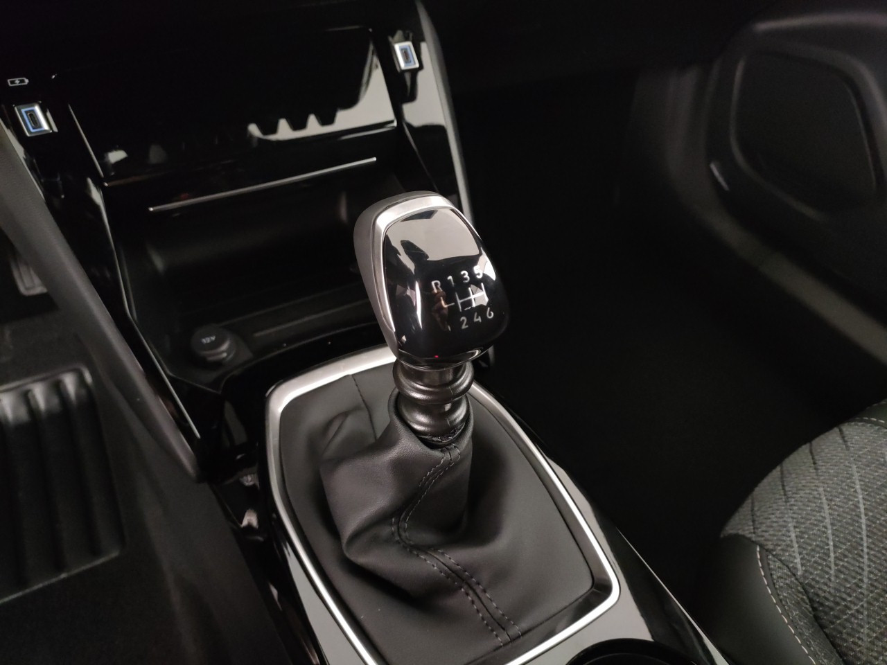 Peugeot 2008 Nuovo Benzina 2008 Porto Mantovano