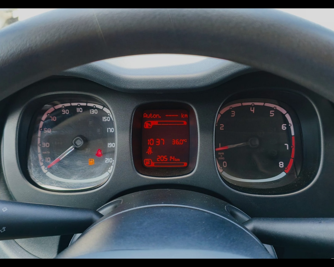 Foto FIAT Panda 1.0 firefly hybrid Cross s&s 70cv 5p.ti