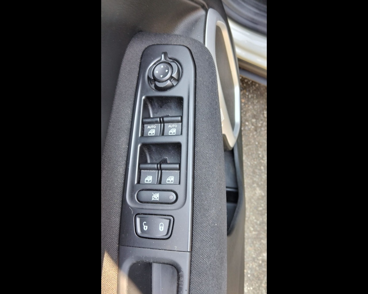 JEEP Renegade 1.0 T3 Longitude benzina usato - 12