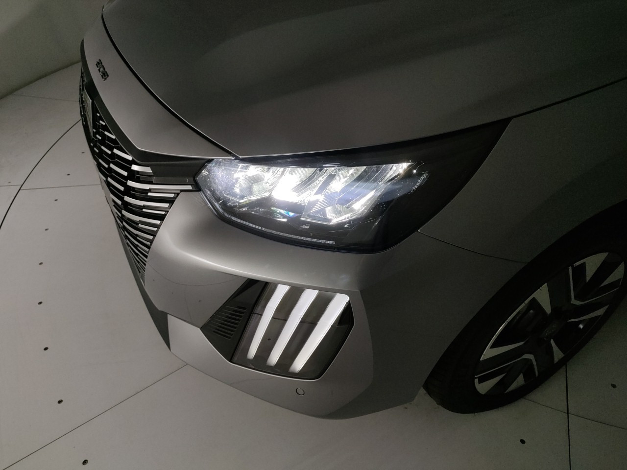 Peugeot 208 Nuovo elettrico 208 Porto Mantovano