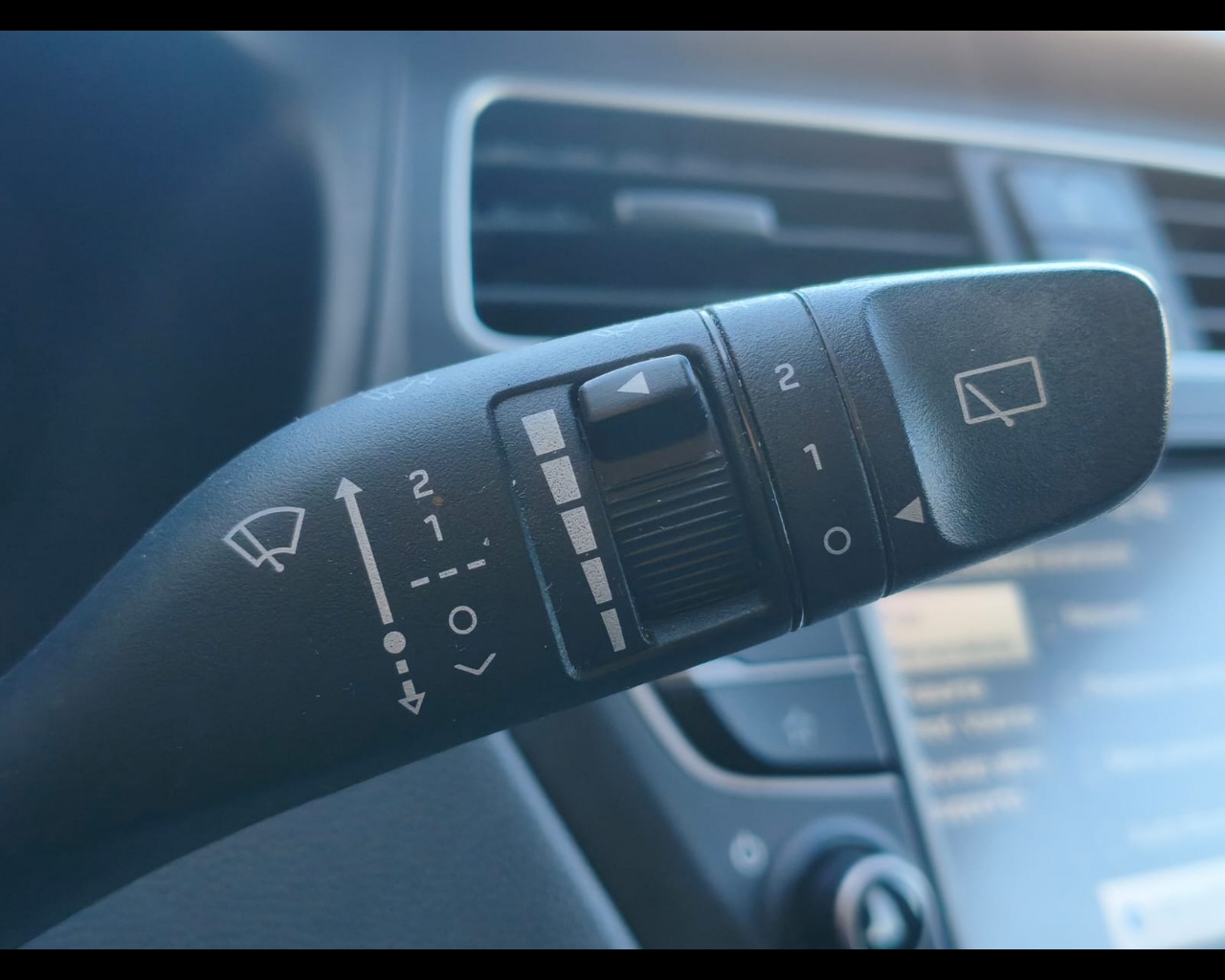 Foto HYUNDAI i20 5p 1.2 mpi Connectline econext Gpl 73cv