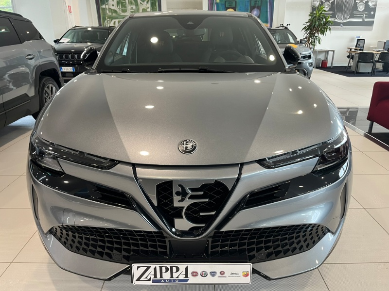 ALFA ROMEO – Junior 1.2 145 CV Hybrid eDCT6 Q4 Intensa