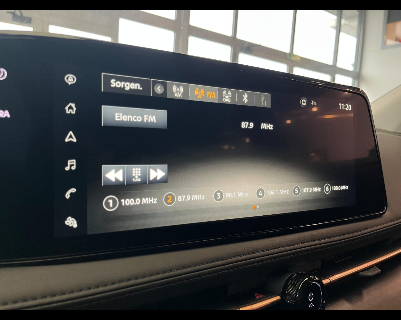 Foto NISSAN Ariya 63 kWh Engage 2wd
