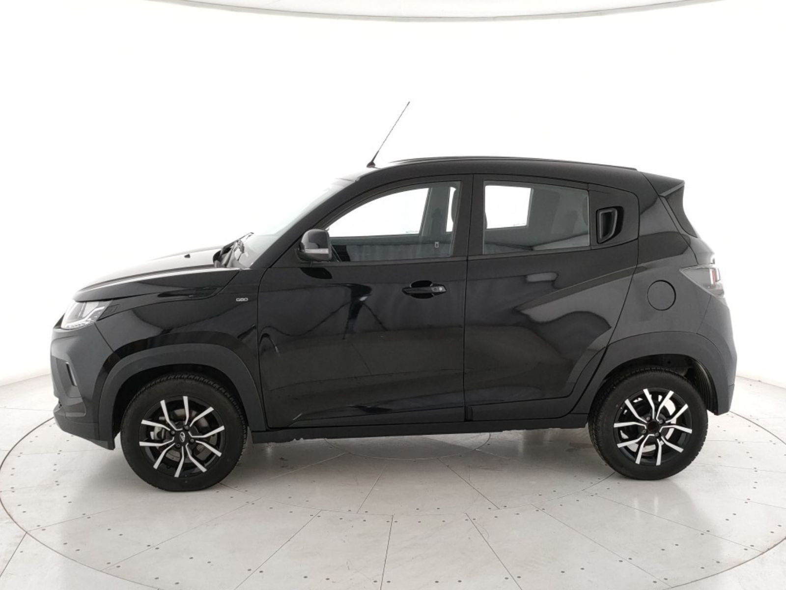 Mahindra KUV100 Usato 2025 KUV100 Rovigo