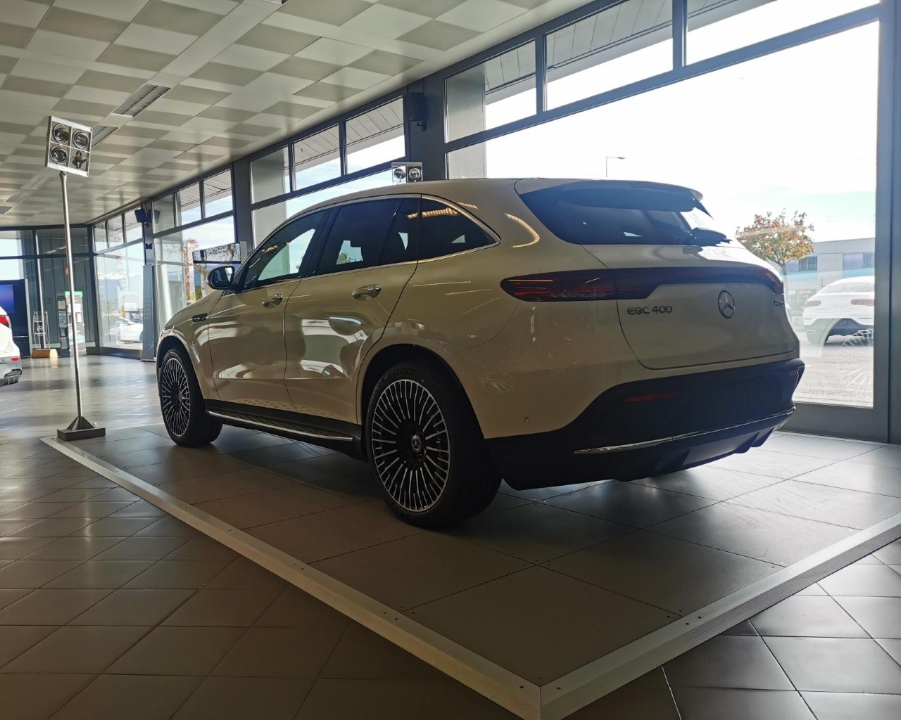 Mercedes EQC EQC 4Matic PREMIUM - 7