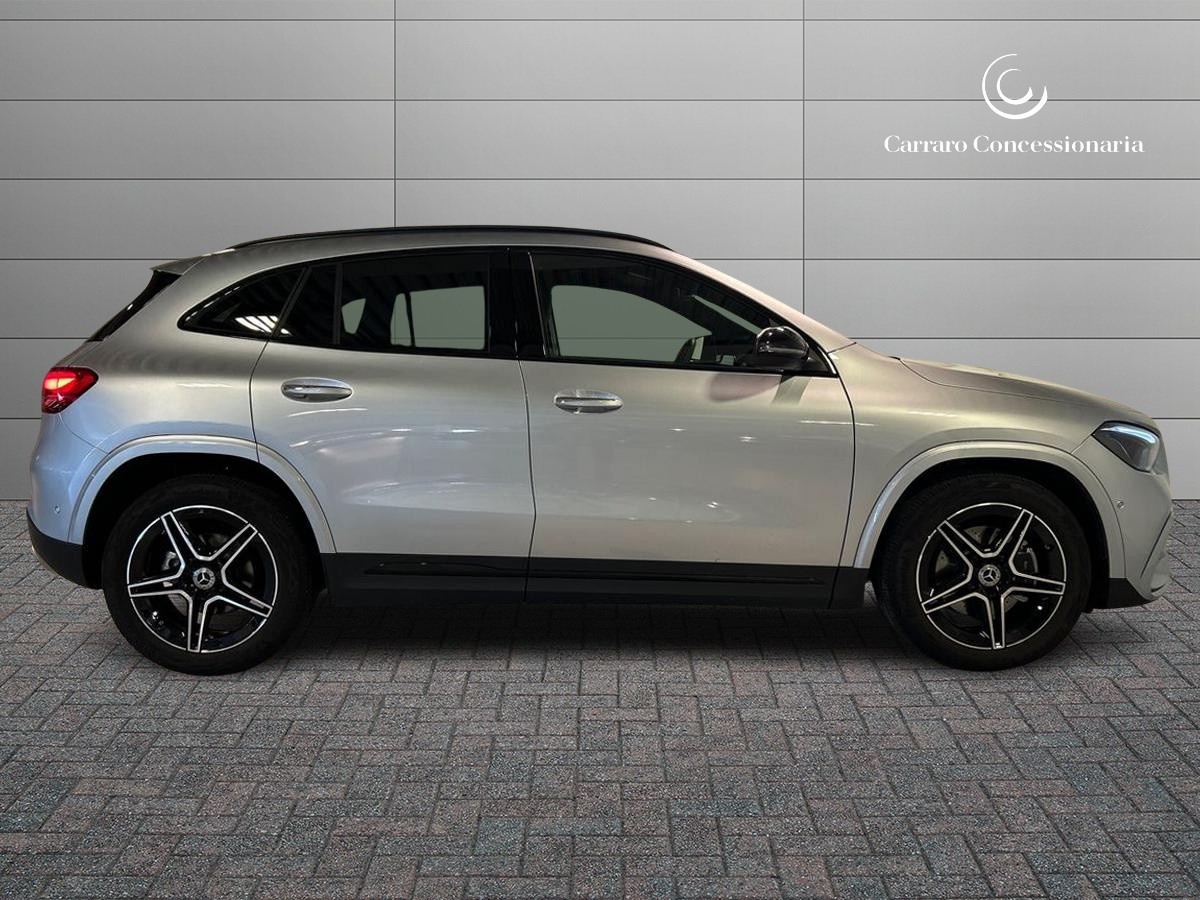 Mercedes  GLA 200 D AMG Line Advanced Plus 8G-DCT - 5