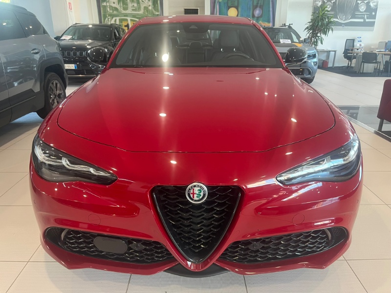 ALFA ROMEO – Giulia 2.0 Turbo 280 CV AT8 AWD Q4 Veloce