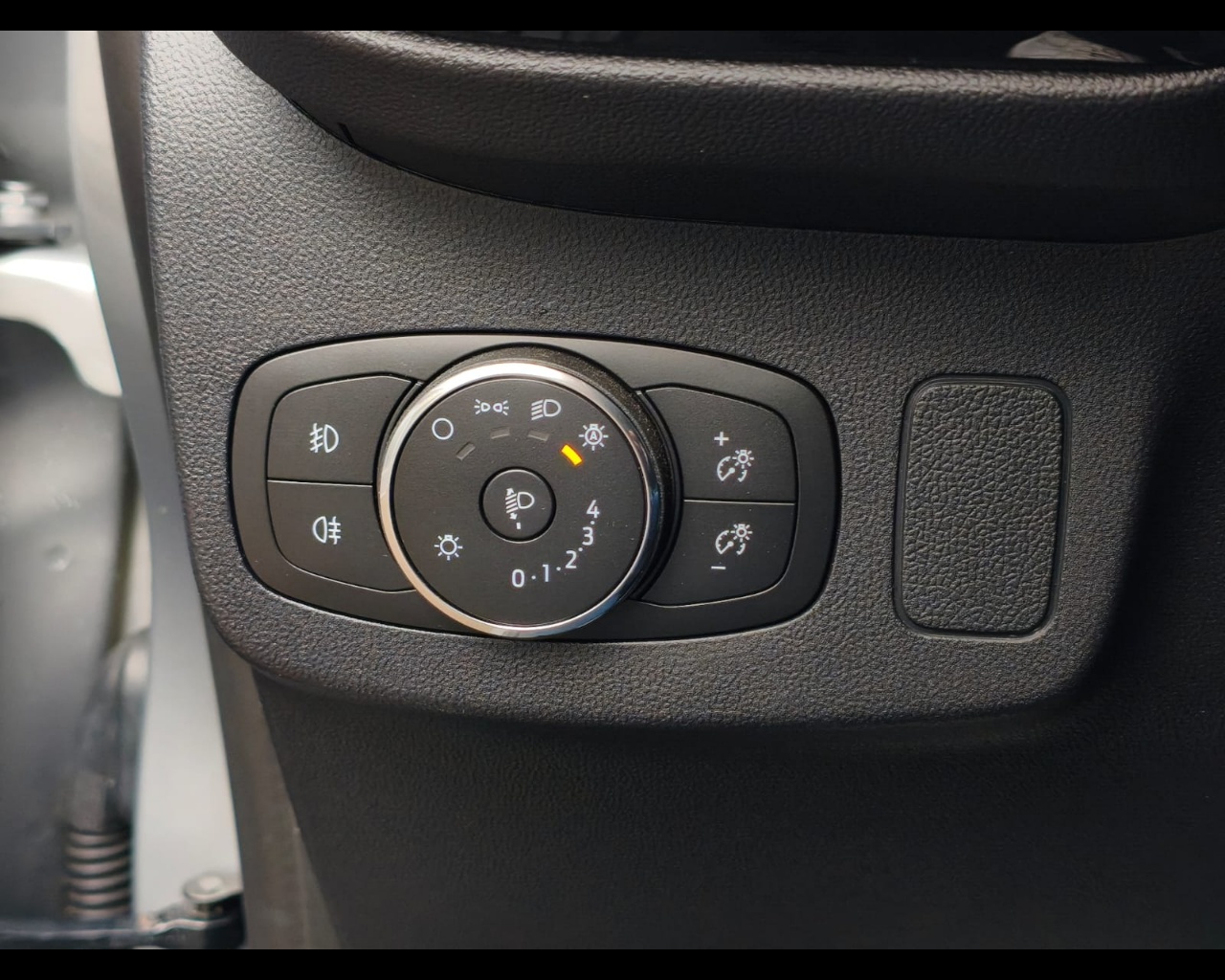 Foto FORD Puma 1.0 ecoboost h Titanium s&s 125cv