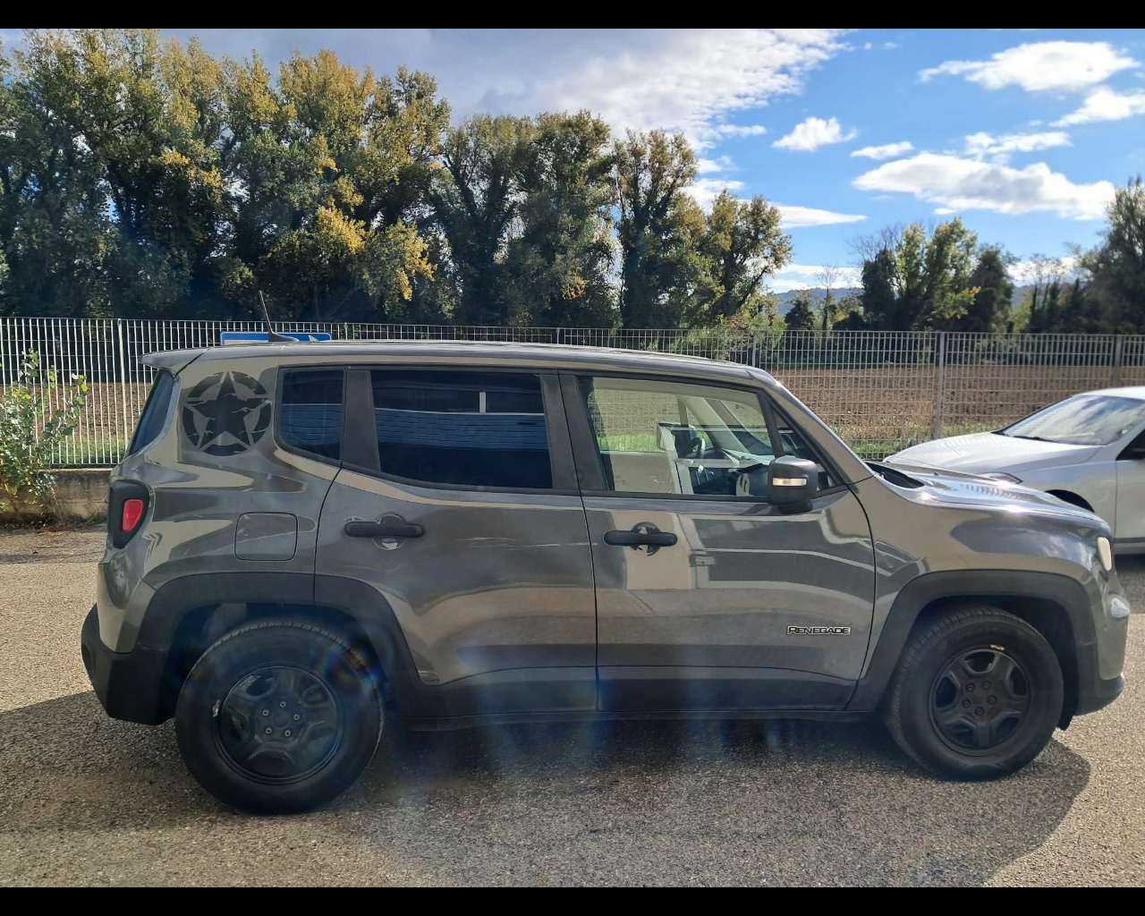Foto JEEP Renegade 1.0 t3 Sport 2wd