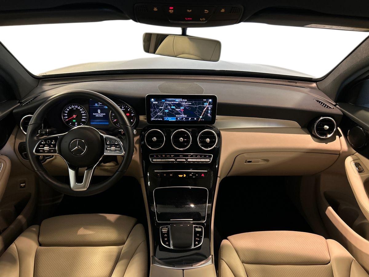 Mercedes GLC Coupé GLC Coupe 200 D Sport 4Matic 9G-Tronic Plus - 9