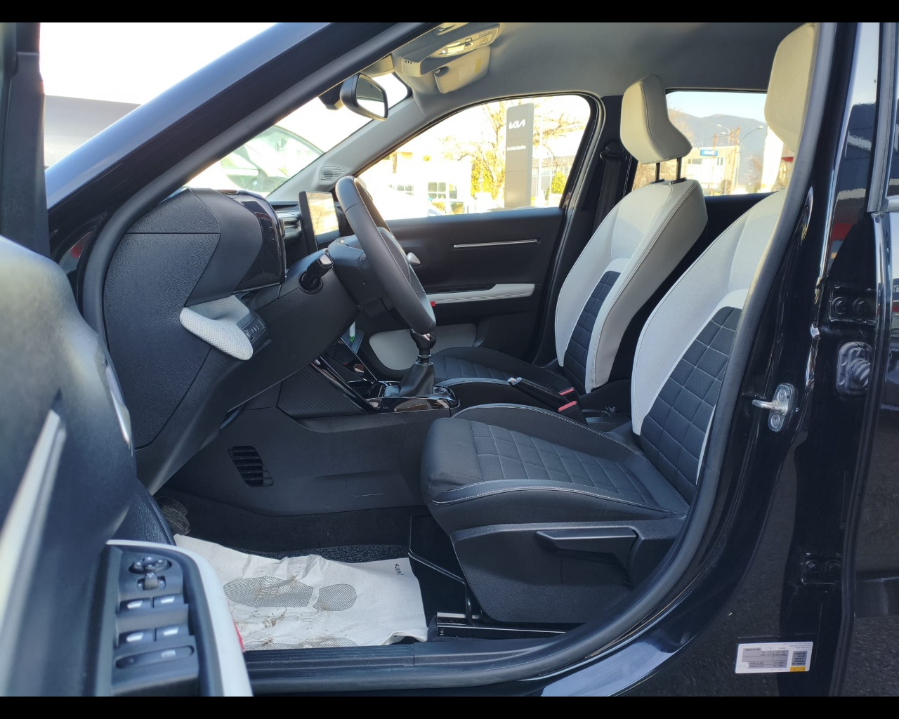 Foto CITROEN C3 1.2 puretech turbo Max 100cv s&s