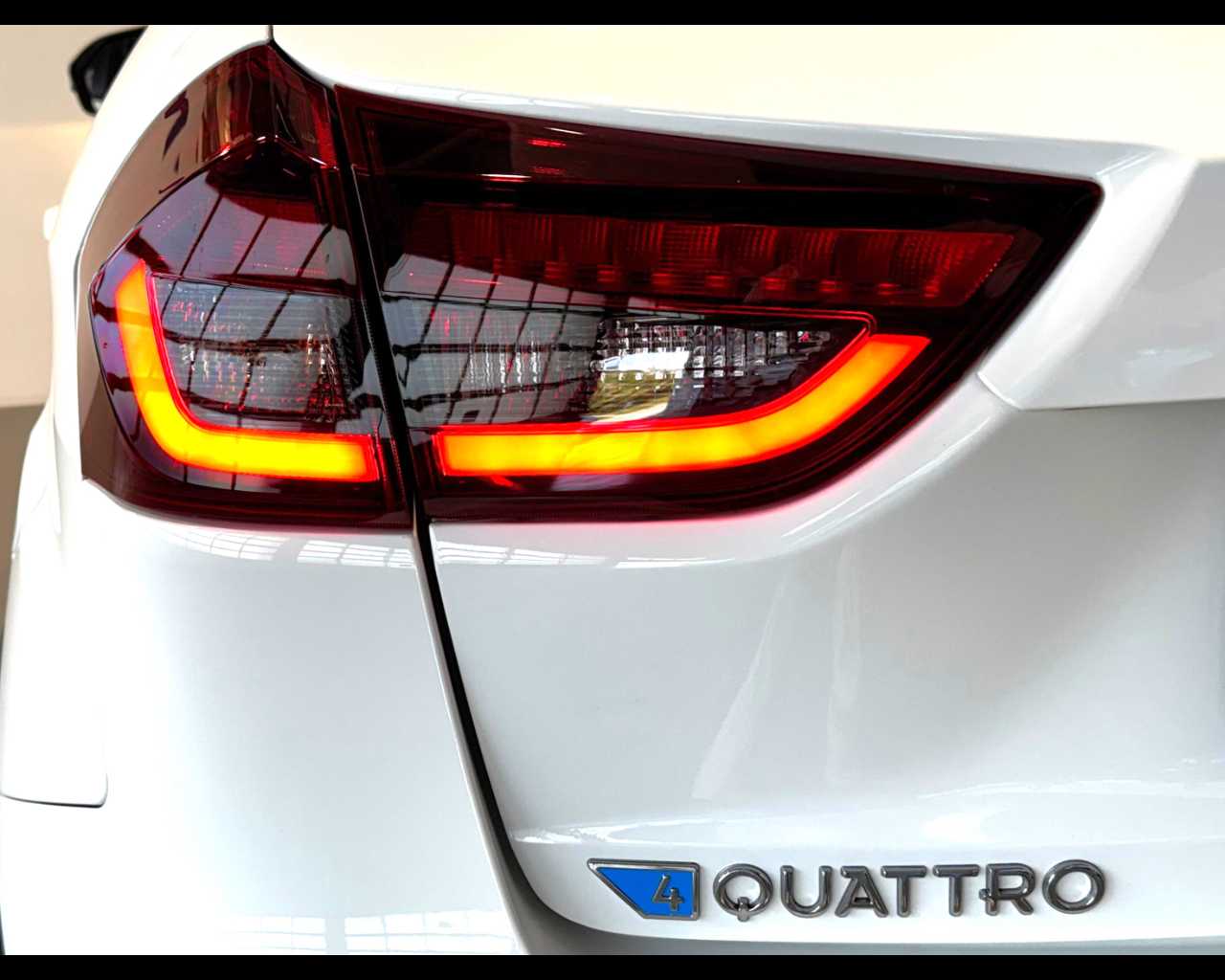 Emc Quattro Nuovo Benzina Quattro Rovigo