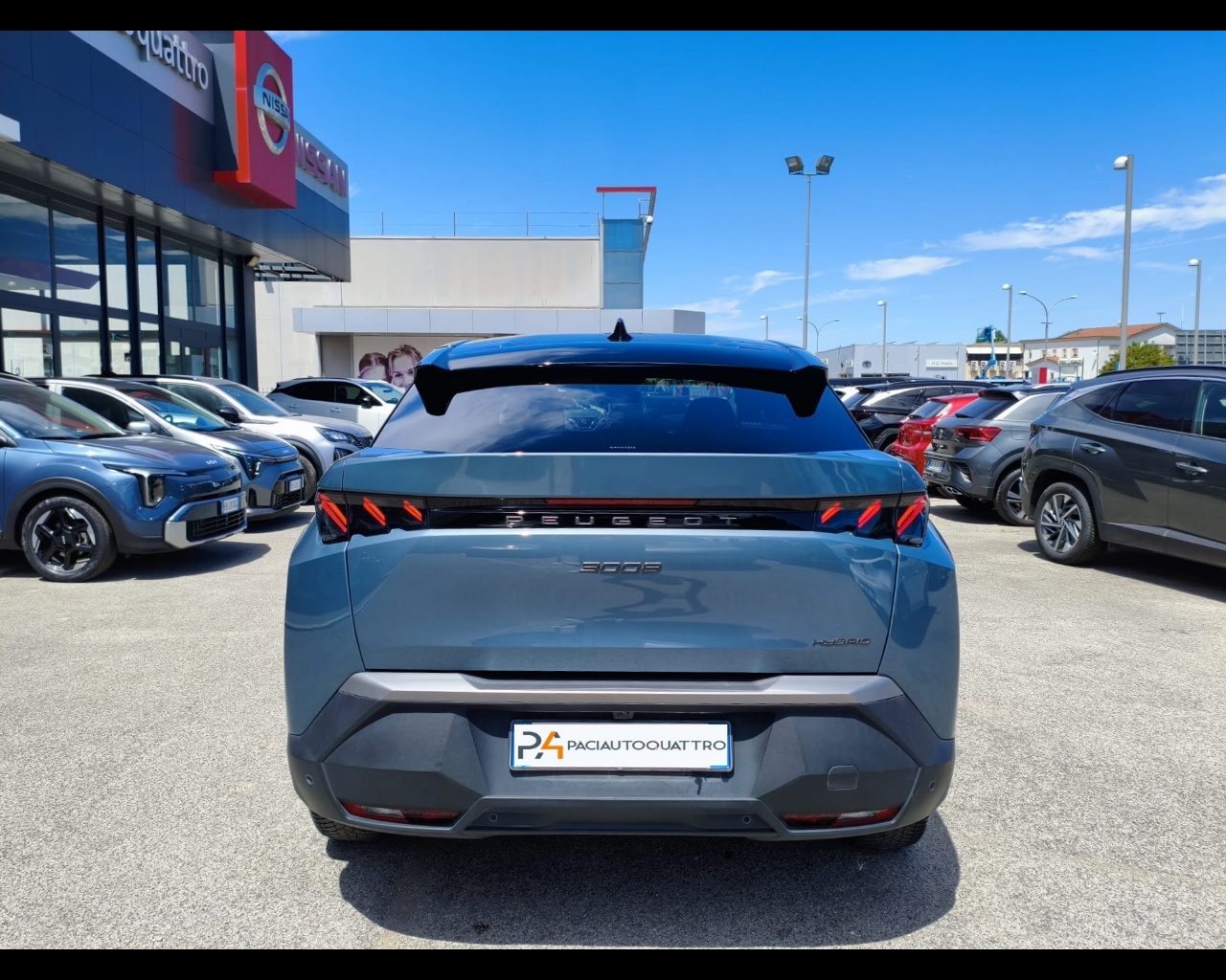 Foto PEUGEOT 3008 1.2 hybrid GT 145cv e-dcs6
