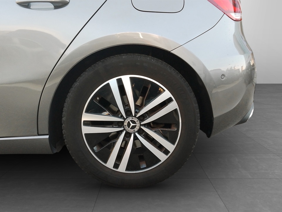 MERCEDES Classe A A 180 d Sport Extra auto Diesel usato - 18