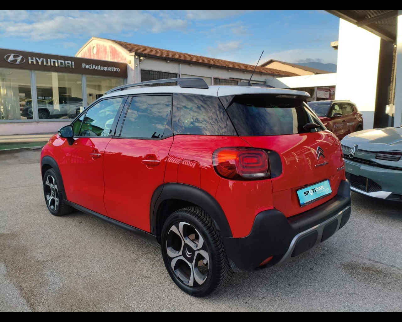 Foto CITROEN C3 Aircross 1.2 puretech Shine s&s 110cv eat6