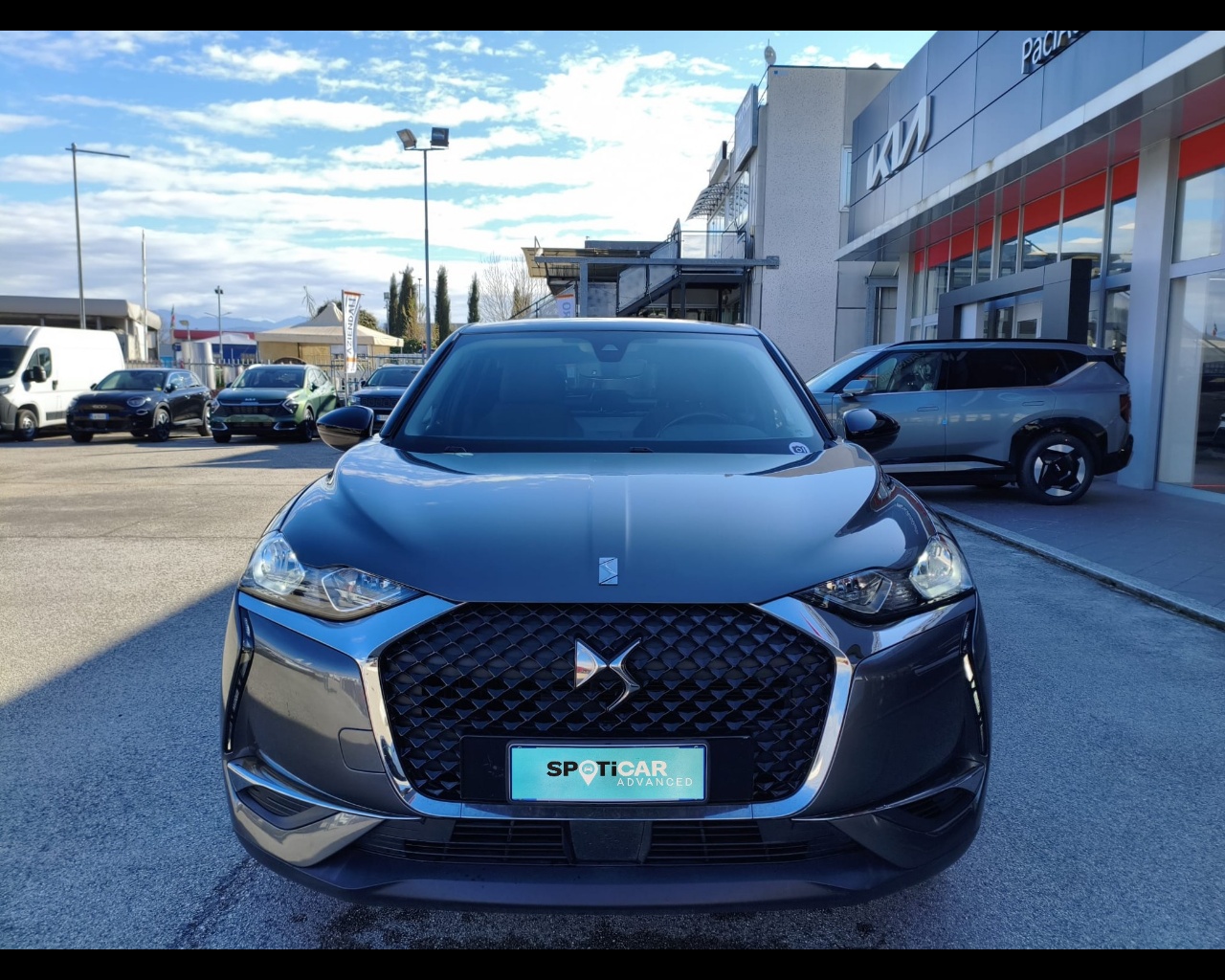 Foto DS DS3 Crossback 1.5 bluehdi So Chic 100cv