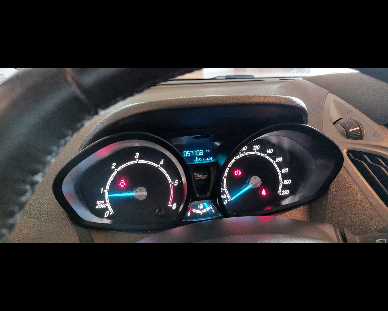 FORD TRANSIT COURIER 1.5