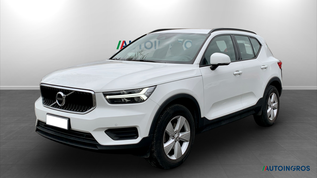 VOLVO Xc40 XC40 1.5 t2 Momentum Core auto my21