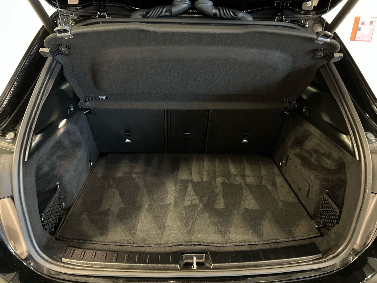 Mercedes GLA GLA 200 D Premium 8G-DCT - 8