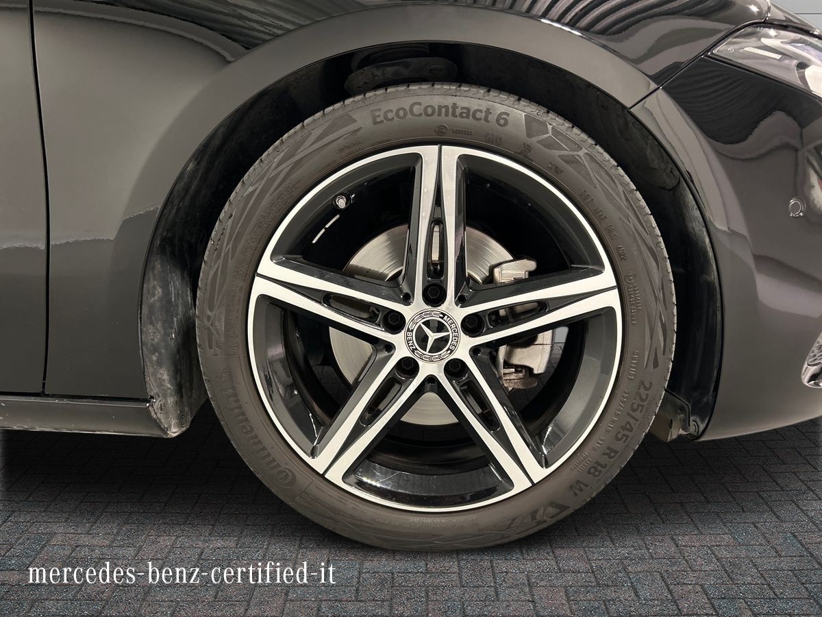 Mercedes Classe A Classe A 180 D Sport Night edition 8G-DCT - 17