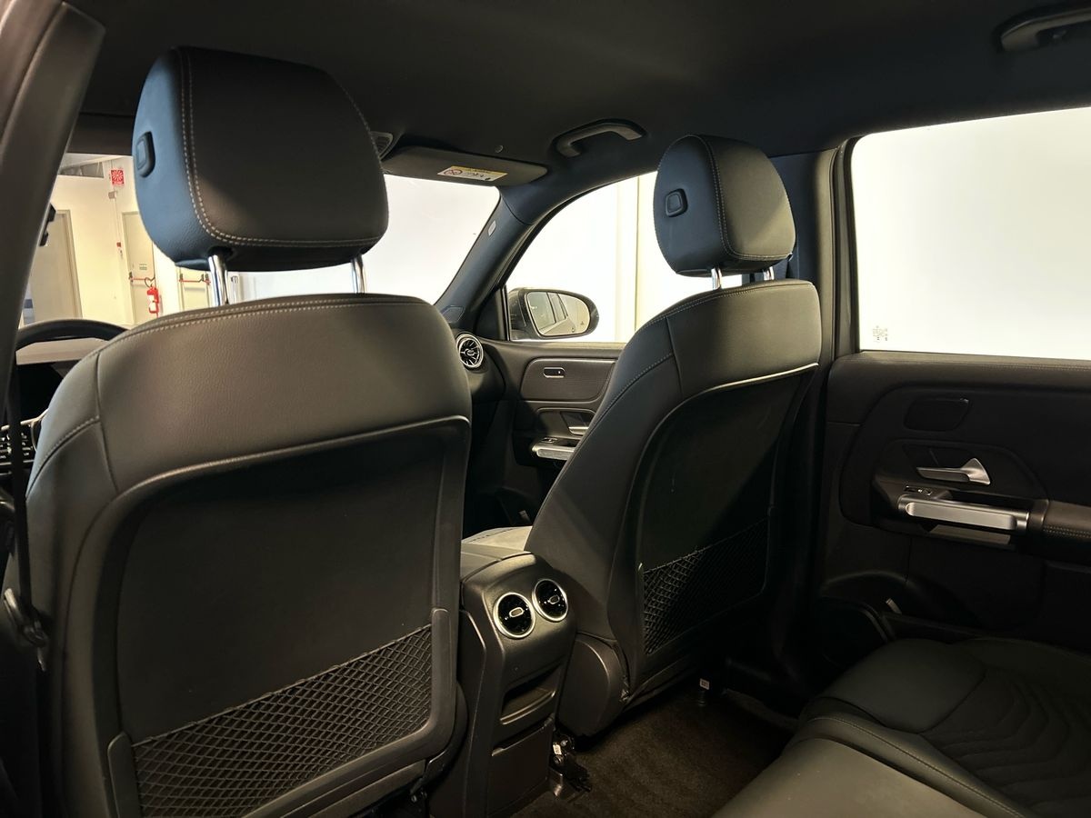 Mercedes  EQB 250+ Sport Plus - 18