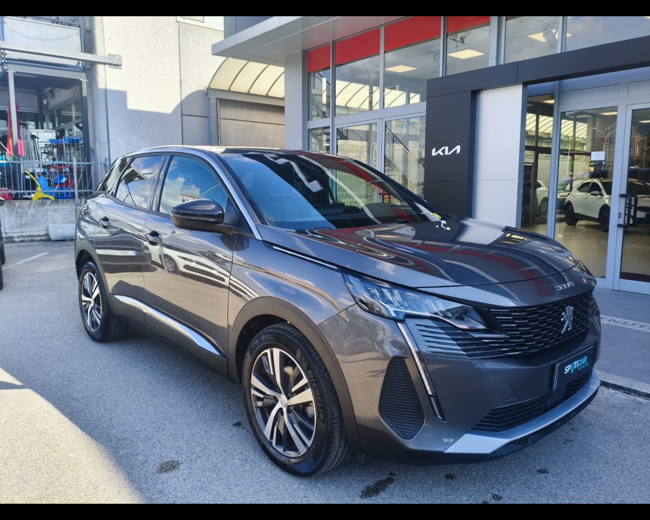 Foto PEUGEOT 3008 1.5 bluehdi Allure Pack s&s 130cv eat8