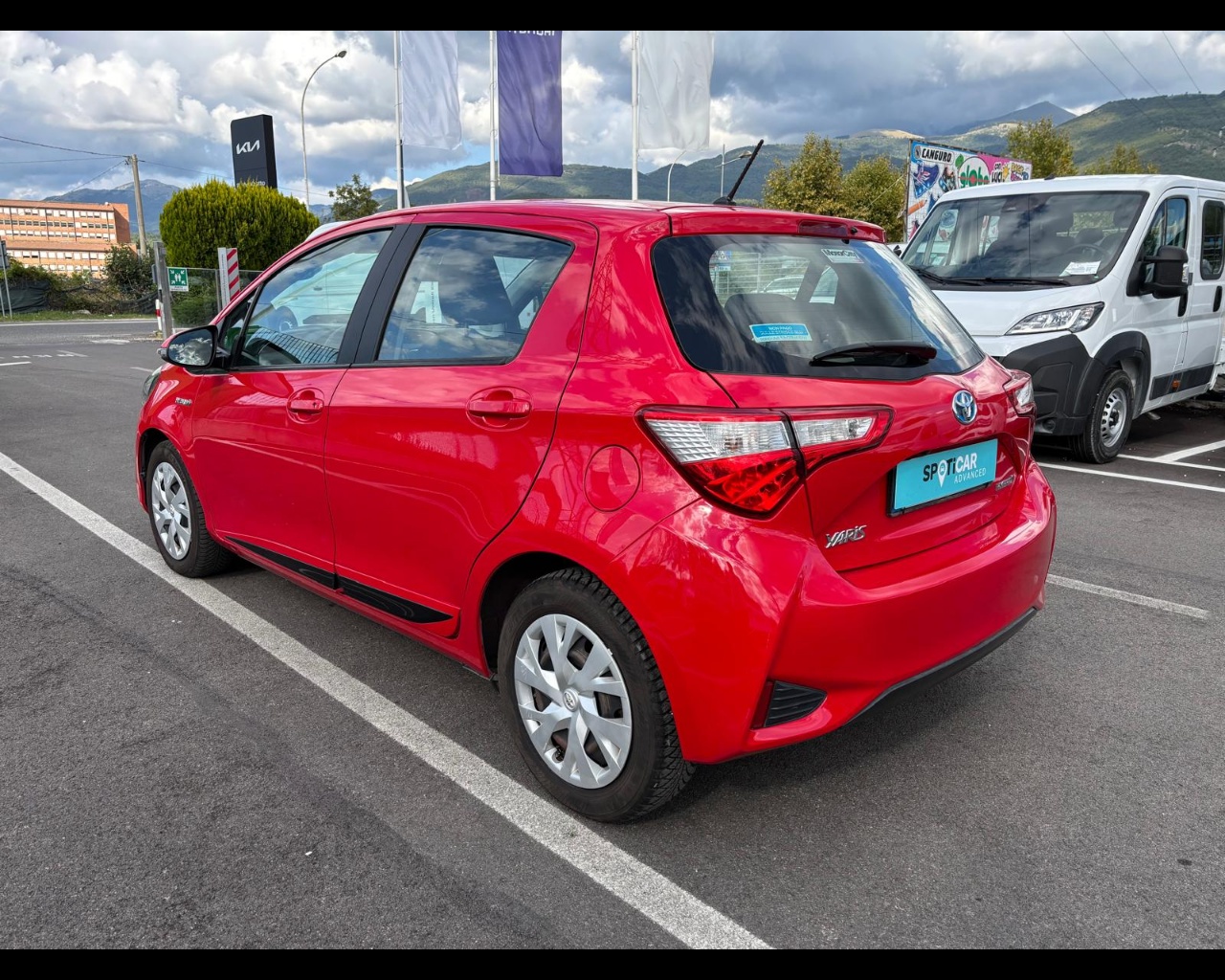 Foto TOYOTA Yaris 5p 1.5h Active 