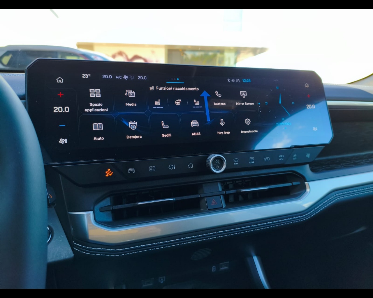 Foto JEEP Nuova Compass E-Hybrid Plug-InFirst Edition 1.6l 195cv Plug-In Hybrid Fw