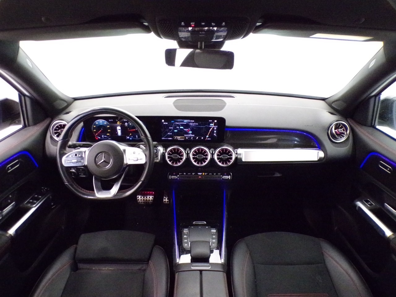 Mercedes GLB GLB 180 D Premium 8G-DCT - 15