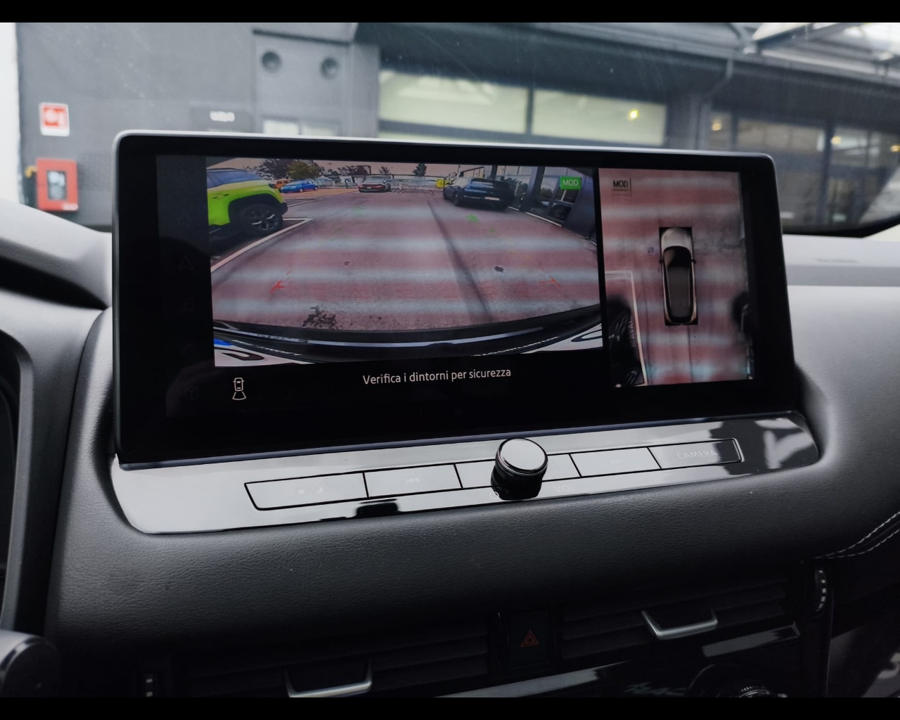 Foto NISSAN Qashqai 1.3 mhev N-Connecta 2wd 140cv