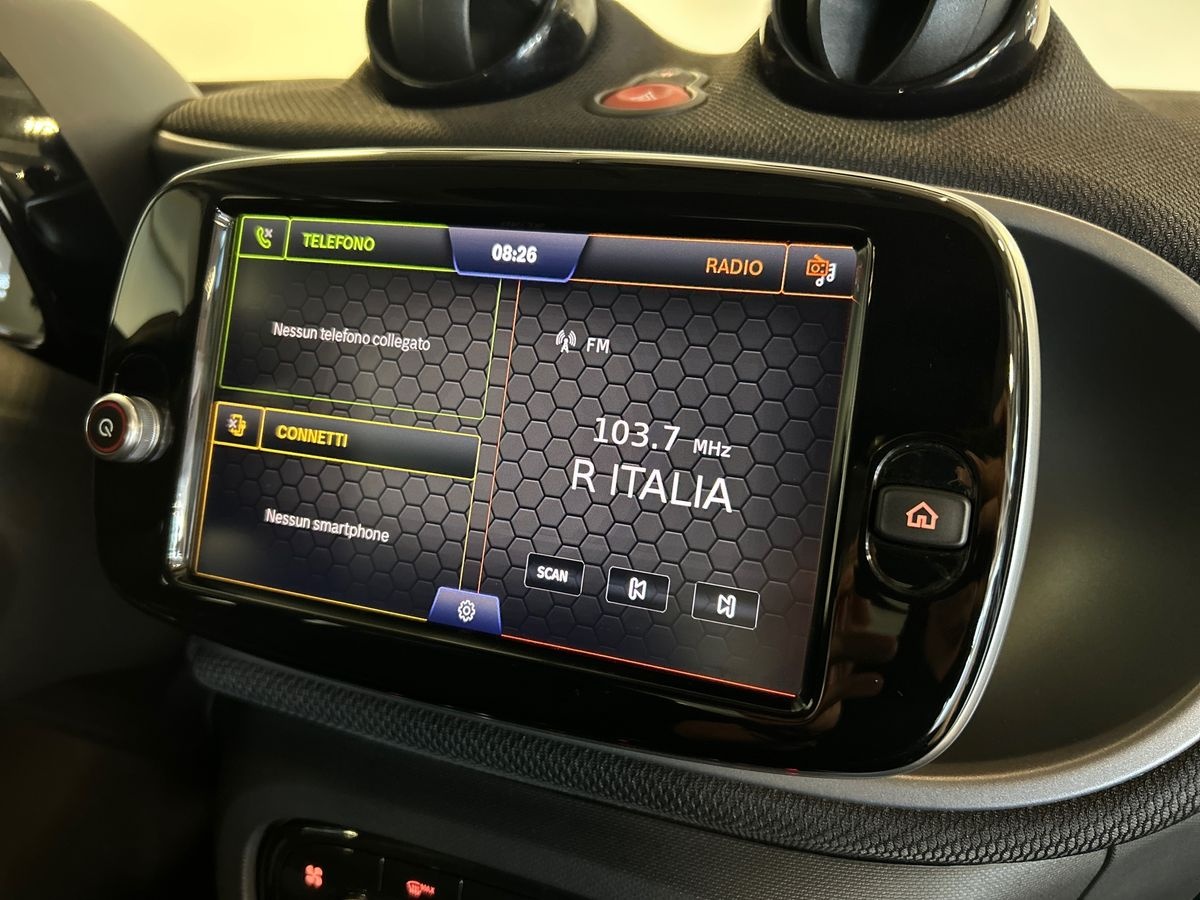 smart fortwo fortwo 4,6kW EQ Pure - 12