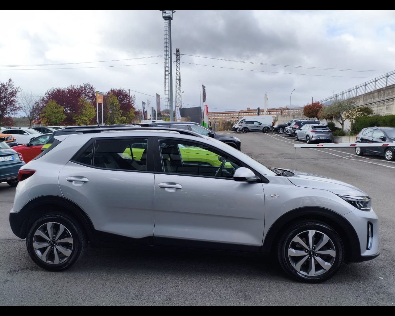 Foto KIA Stonic 1.0 t-gdi mhev Style 100cv mt