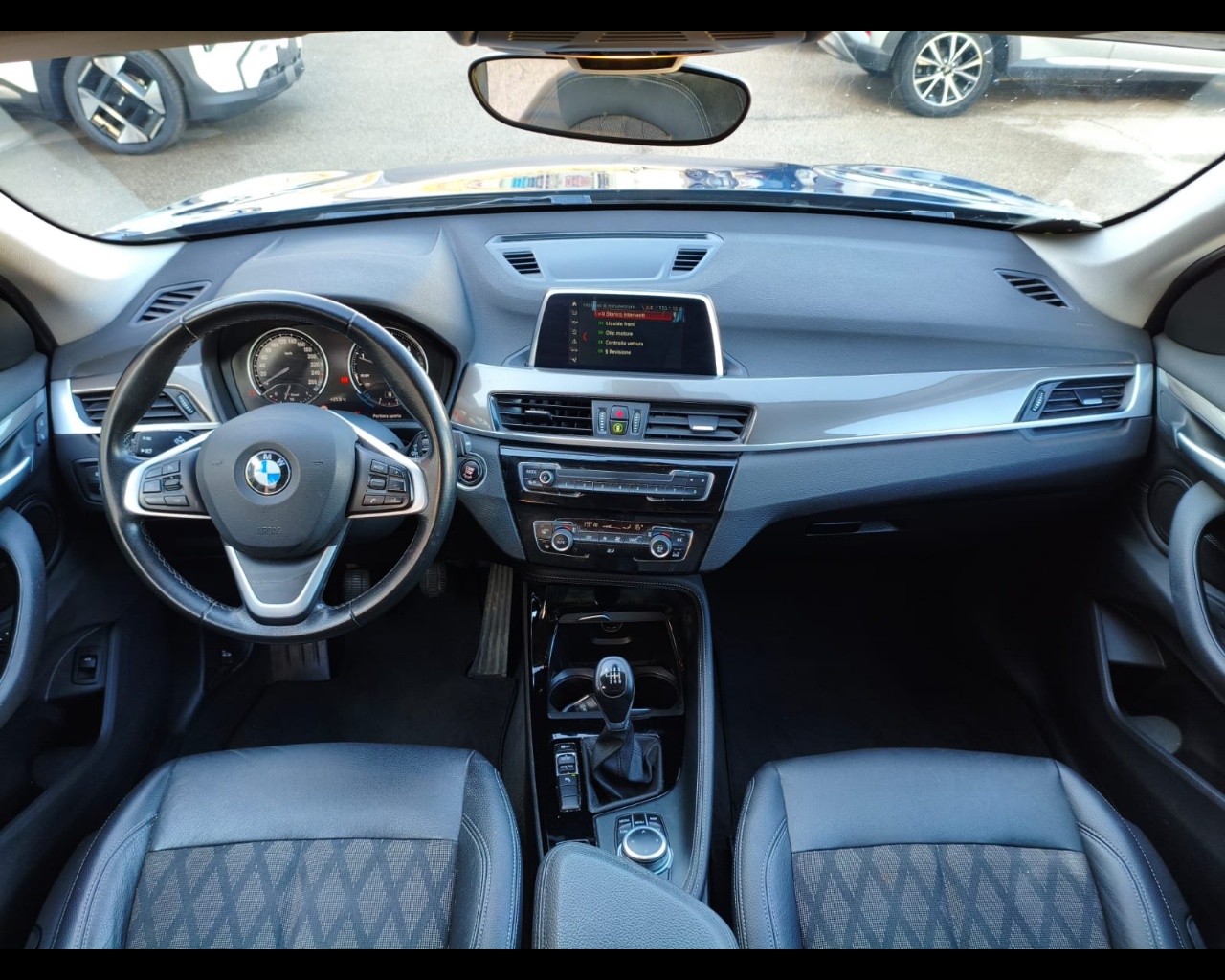 Foto BMW X1 sdrive18d xLine 