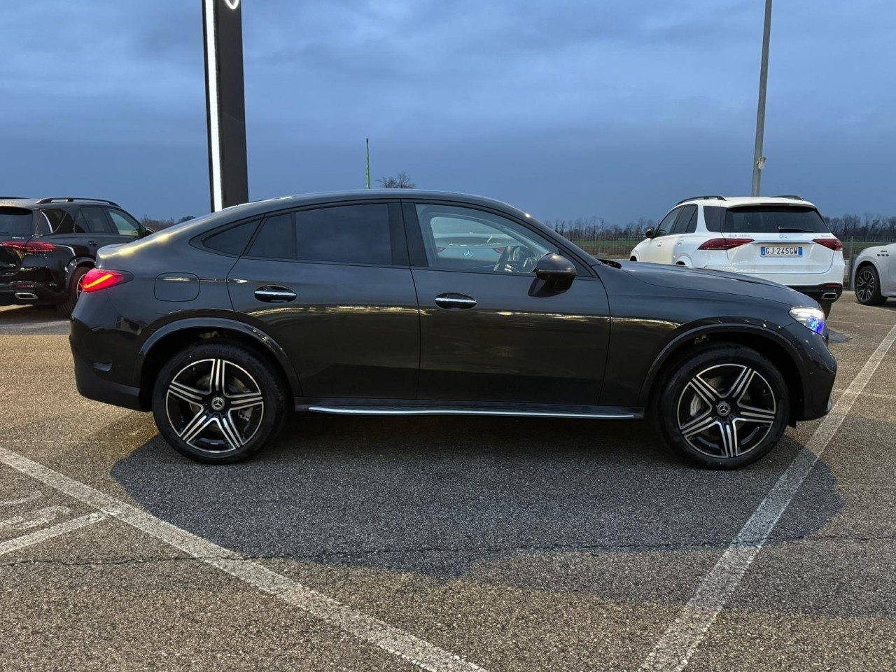 Mercedes GLC Coupé GLC 300 de 4Matic Plug-in hybrid Coupe AMG Line PREMIUM TECH - 8
