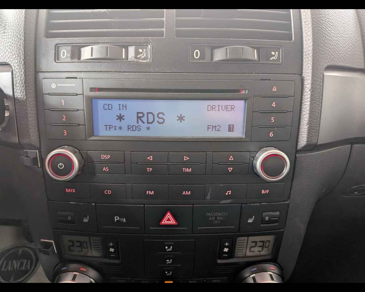 Foto VOLKSWAGEN Touareg 2.5 tdi R5 dpf FL