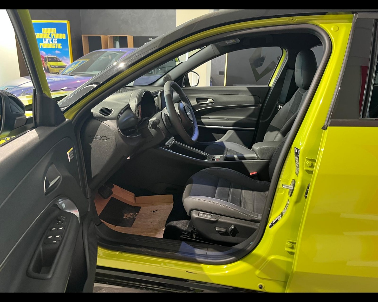 Foto FIAT 600 Hybrid Sport Edizione Milano Cortina 2026 1.2 Hybrid 145cv