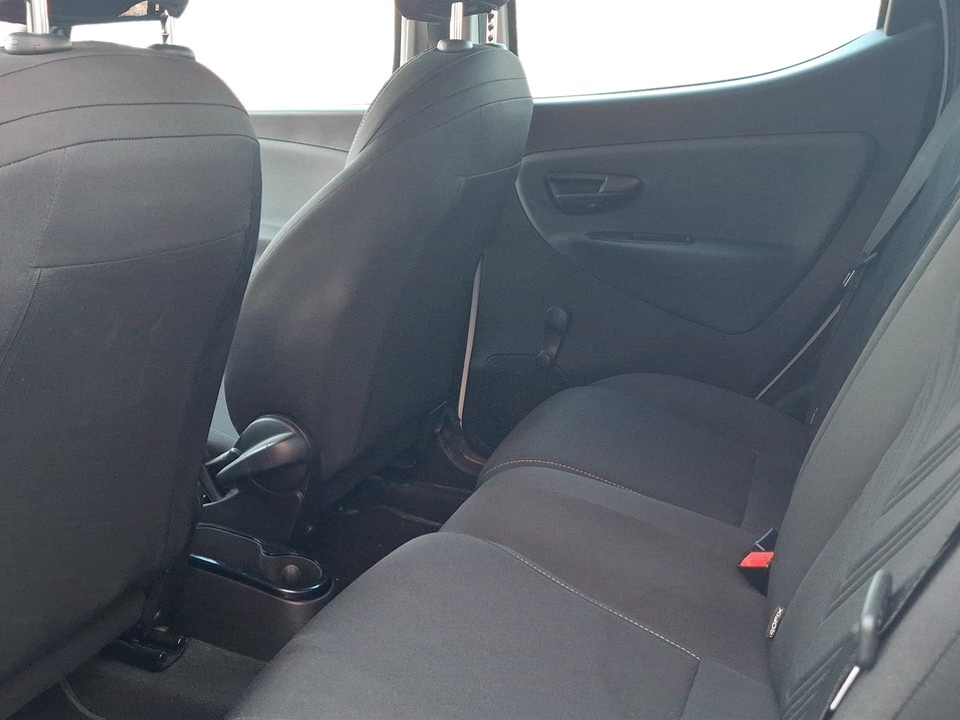 LANCIA Ypsilon 1.0 firefly hybrid Gold s&s 70cv Ibrida usato - 17