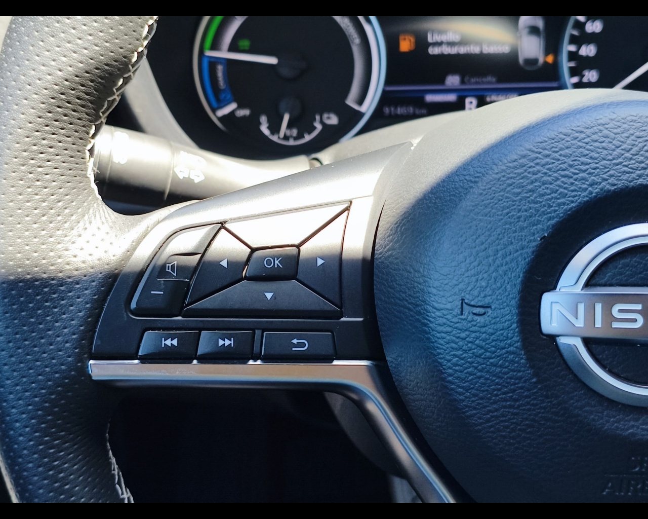 Foto NISSAN Juke 1.6 hev N-Design