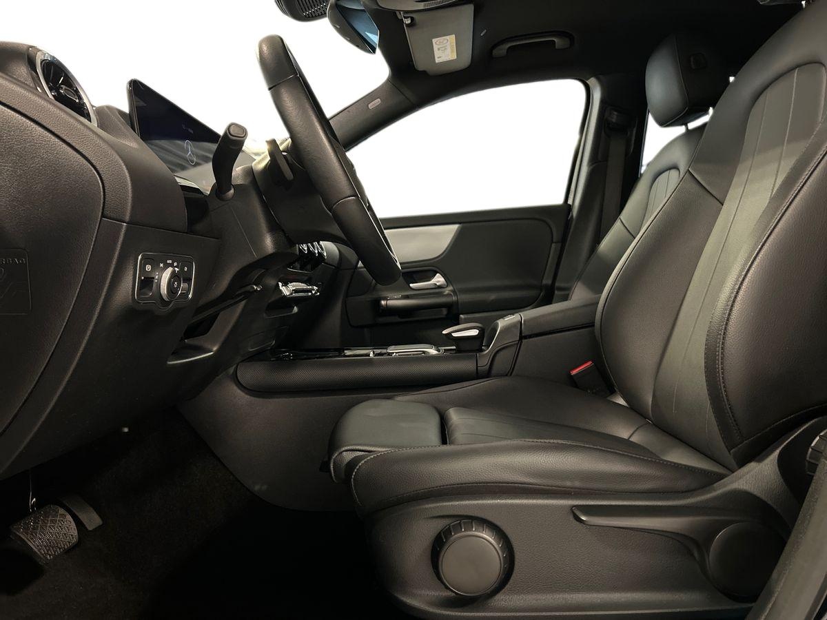 Mercedes GLA GLA 180 D Sport 8G-DCT - 10