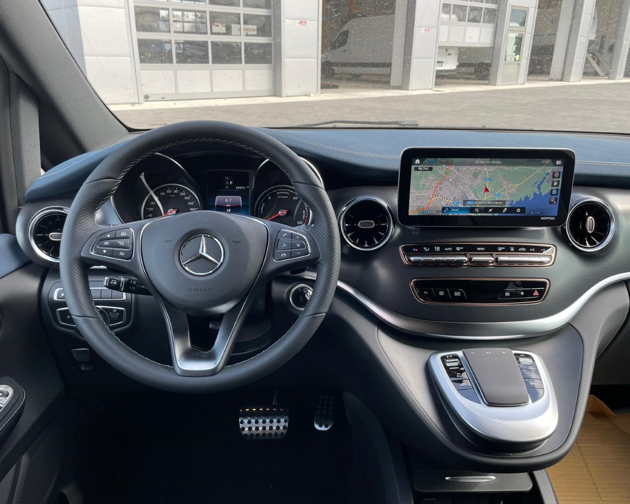 Mercedes EQV EQV 300 Long - 9