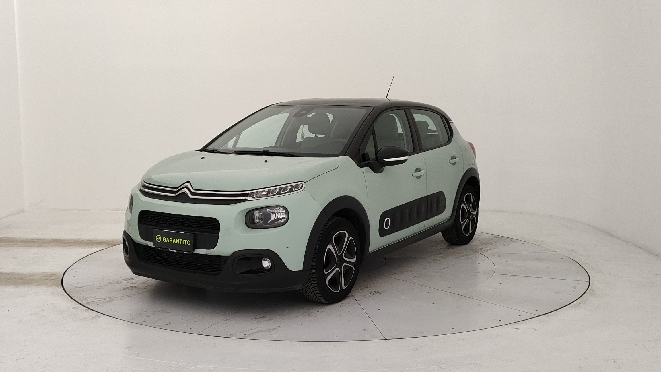 CITROEN C3 C3 1.2 puretech Shine s&s 83cv neopatentati