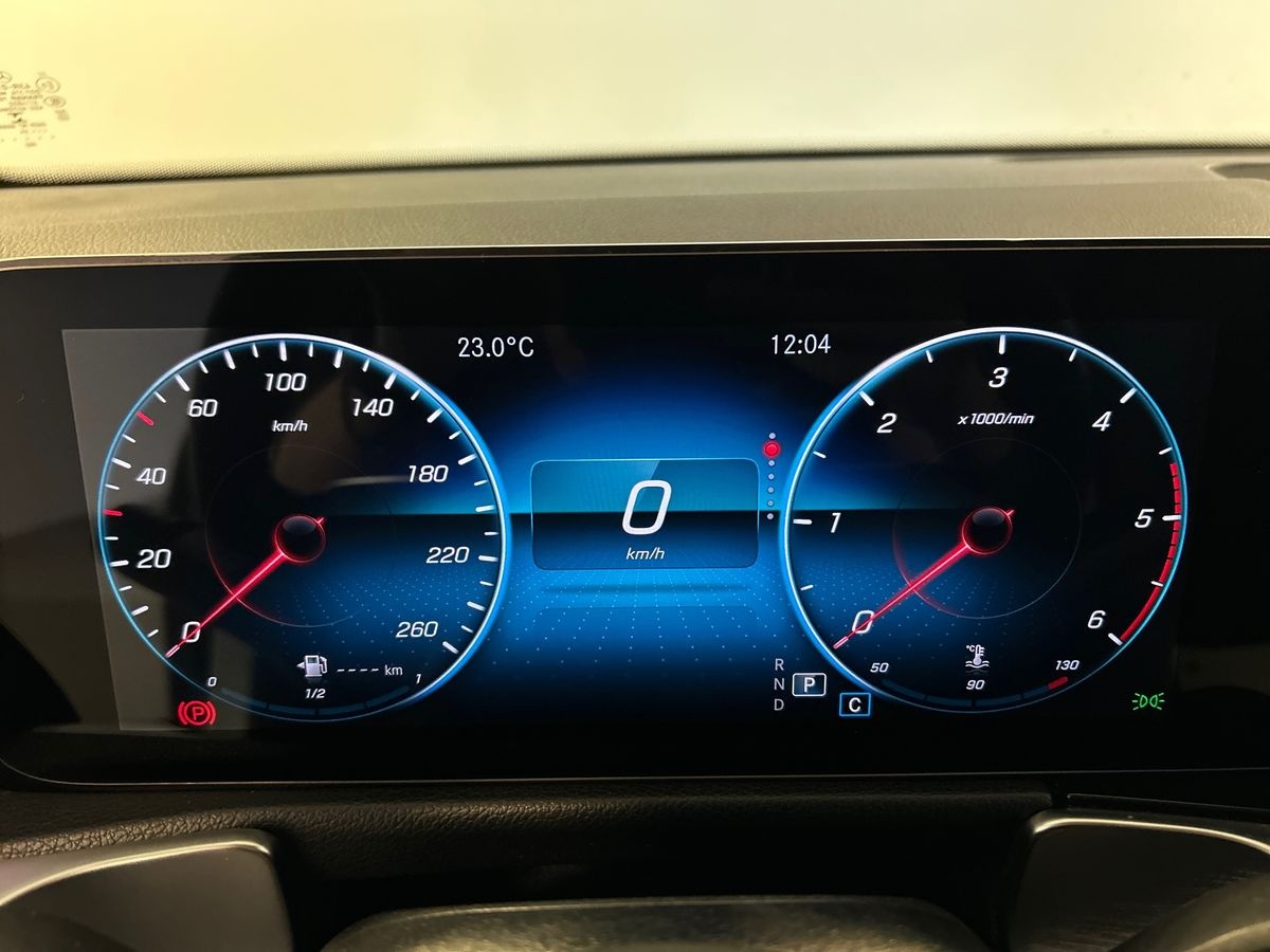 Mercedes GLB GLB 200 D Sport Plus 4Matic 8G-DCT - 12