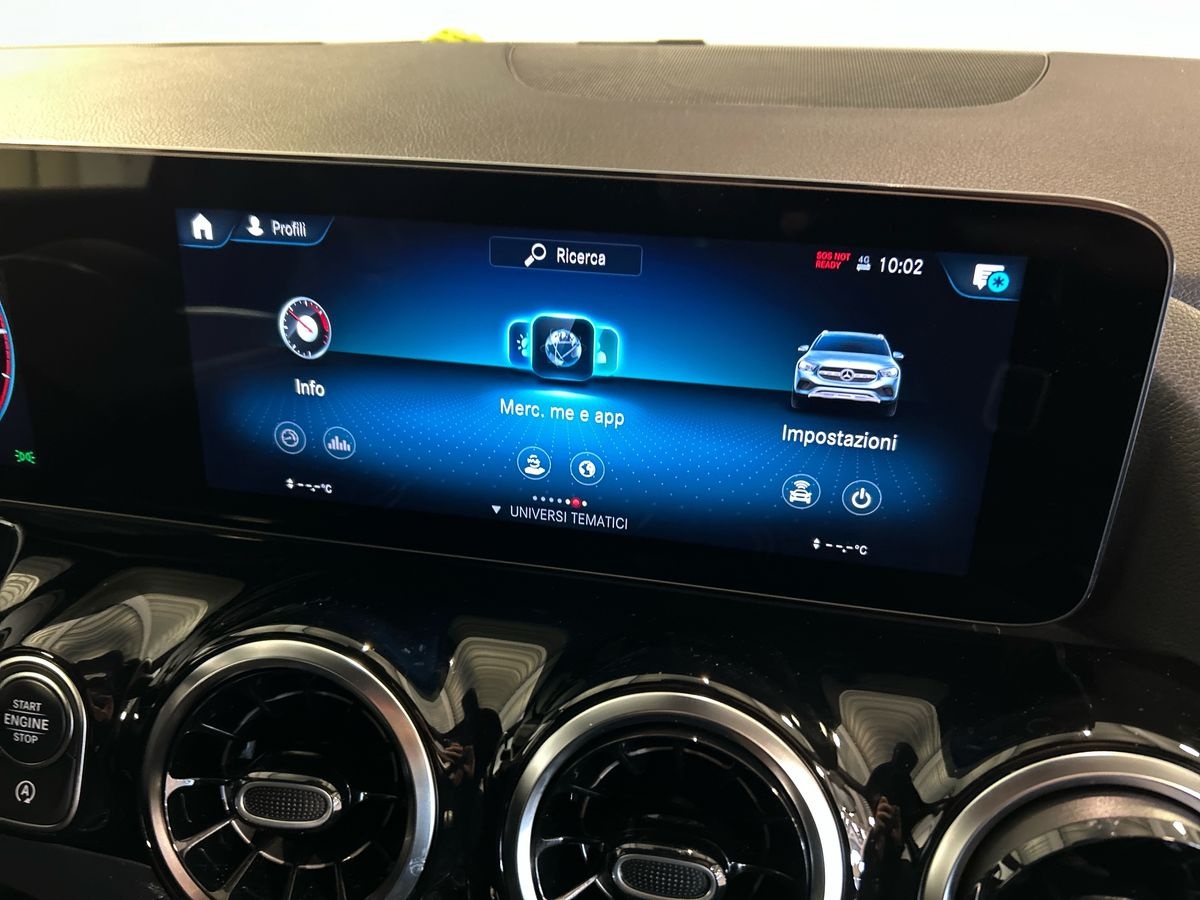 Mercedes GLA GLA 180 D Executive 8G-DCT - 12