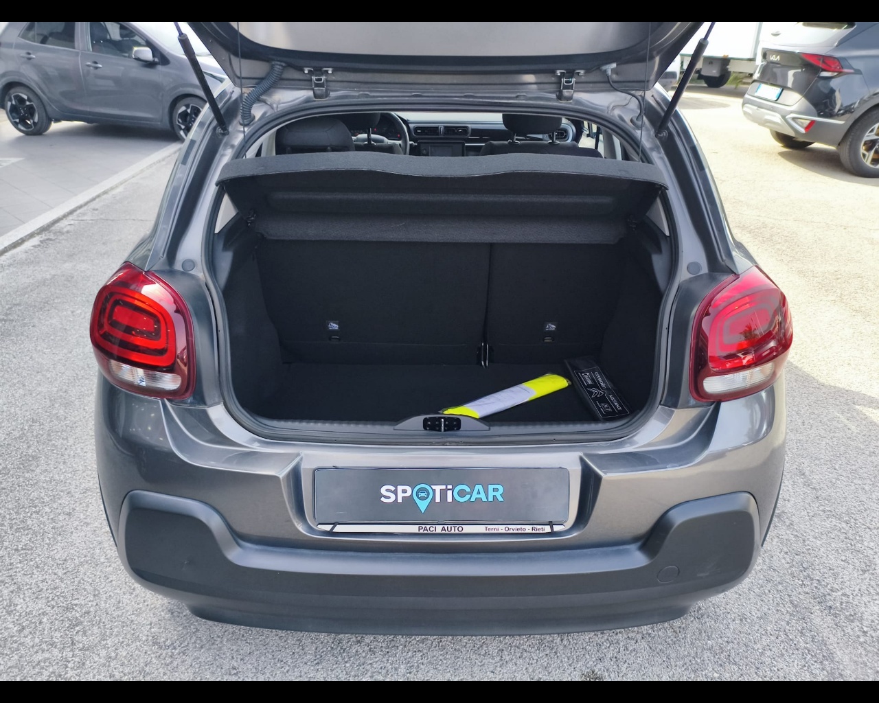 Foto CITROEN C3 1.2 puretech You! s&s 83cv