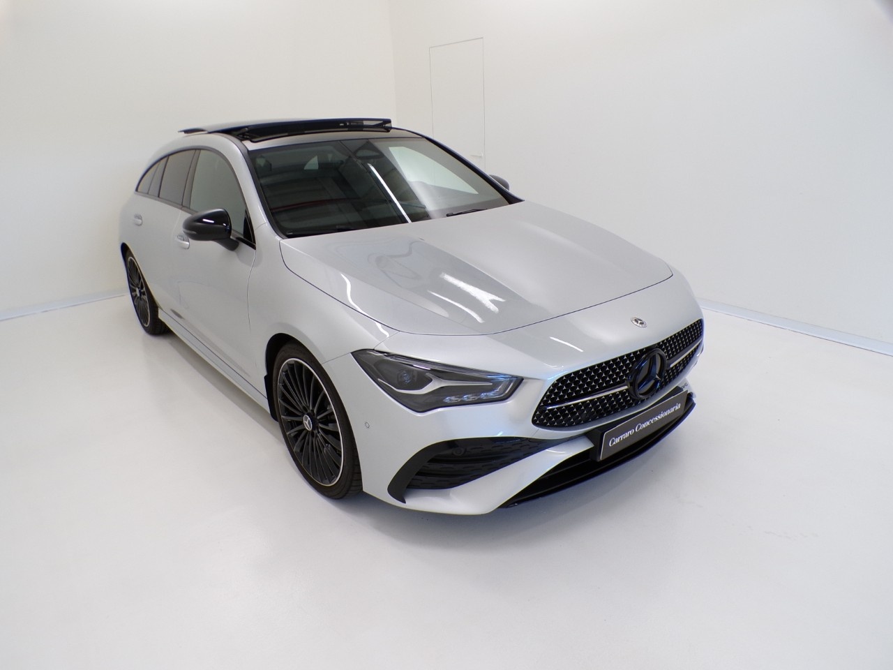 Mercedes  CLA Shooting Brake 200 D AMG Line Advanced Plus 8G-DCT - 3