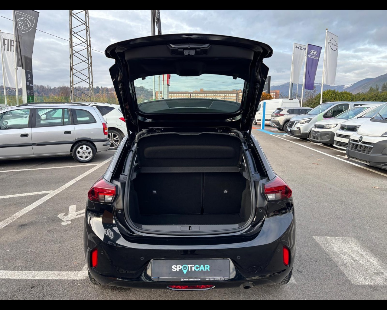 Foto OPEL Corsa 1.2 Edition 75cv
