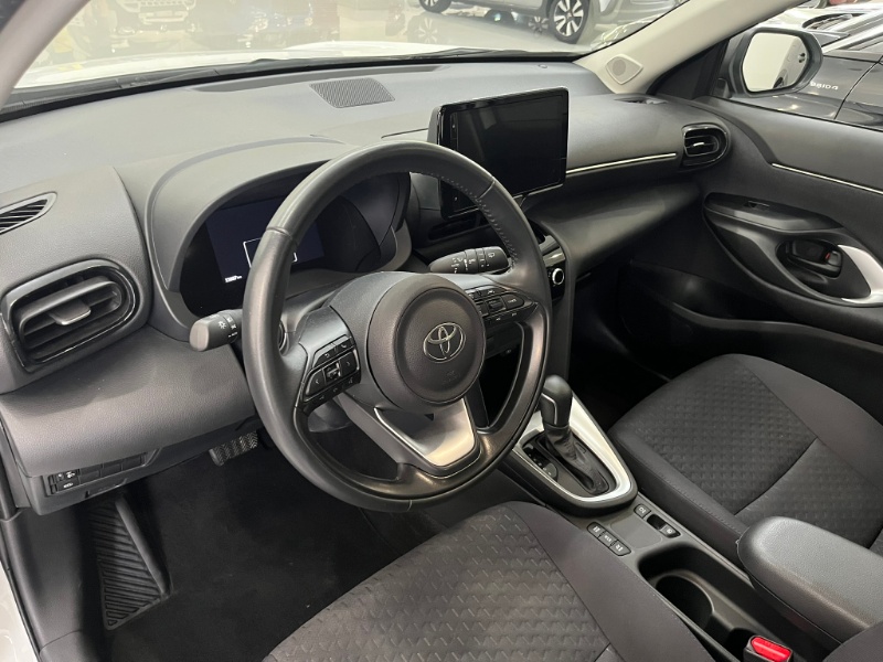 TOYOTA – Yaris Cross 1.5 Hybrid 5p. E-CVT Active