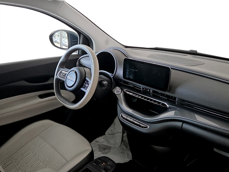 FIAT 500 500e 3+1 42 kWh La Prima Elettrica usato - 12