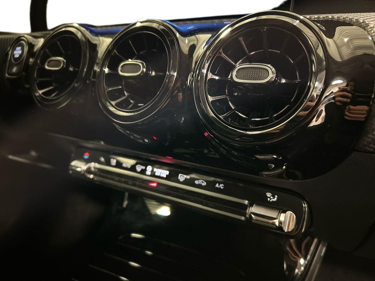 Mercedes  Classe A 180 D Advanced Speedshift DCT AMG 8G - 15